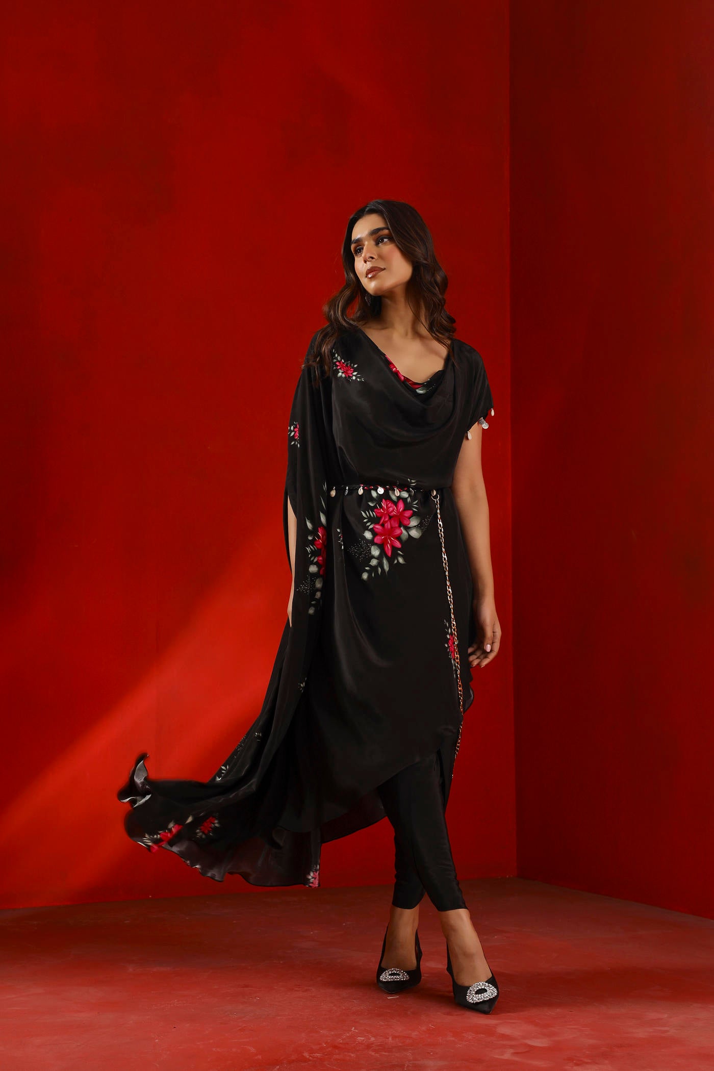 Black magnolia printed drape kaftan set