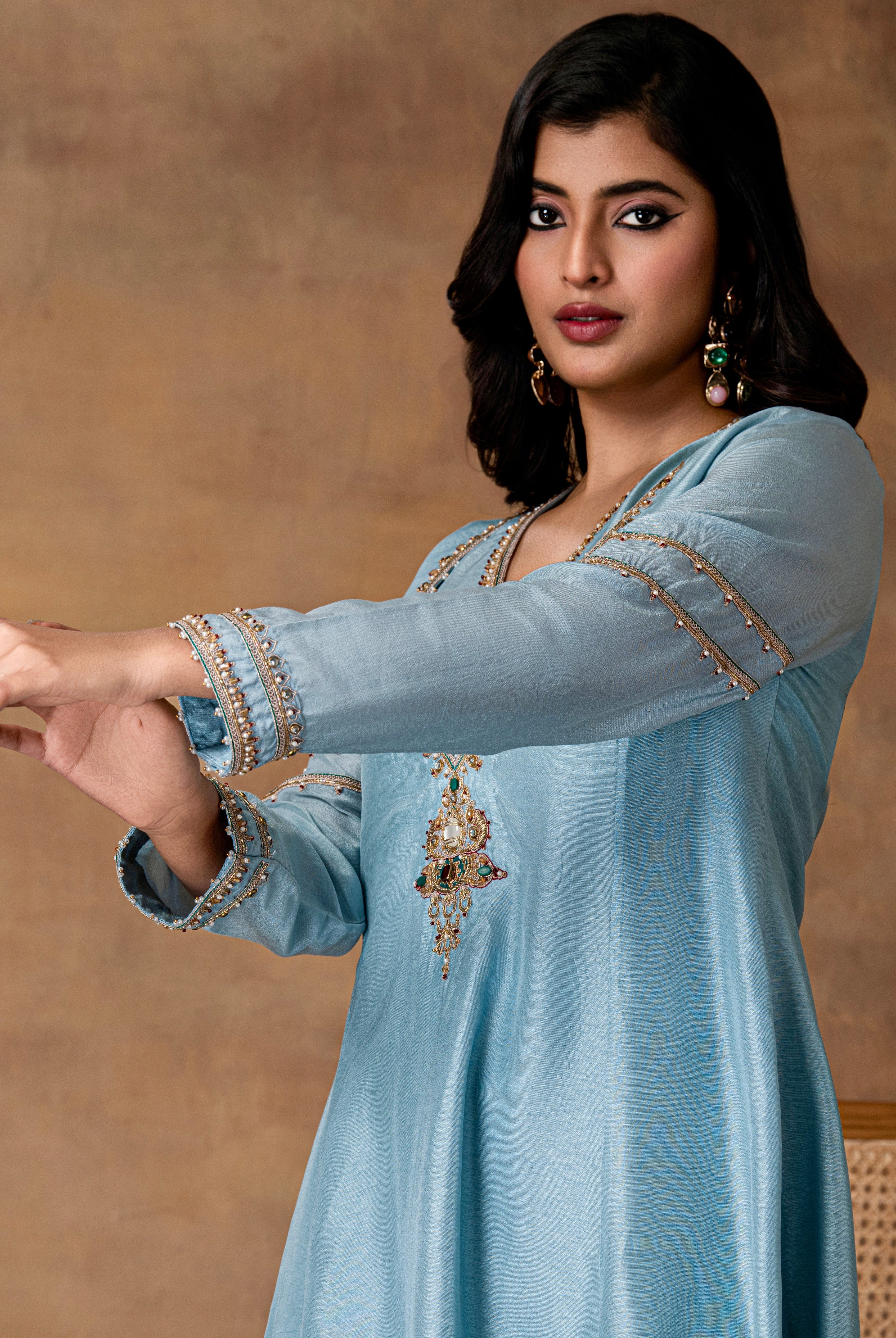 Rumi Powder Blue Silk Embroidered Kurta Set with Organza Dupatta – crossed View