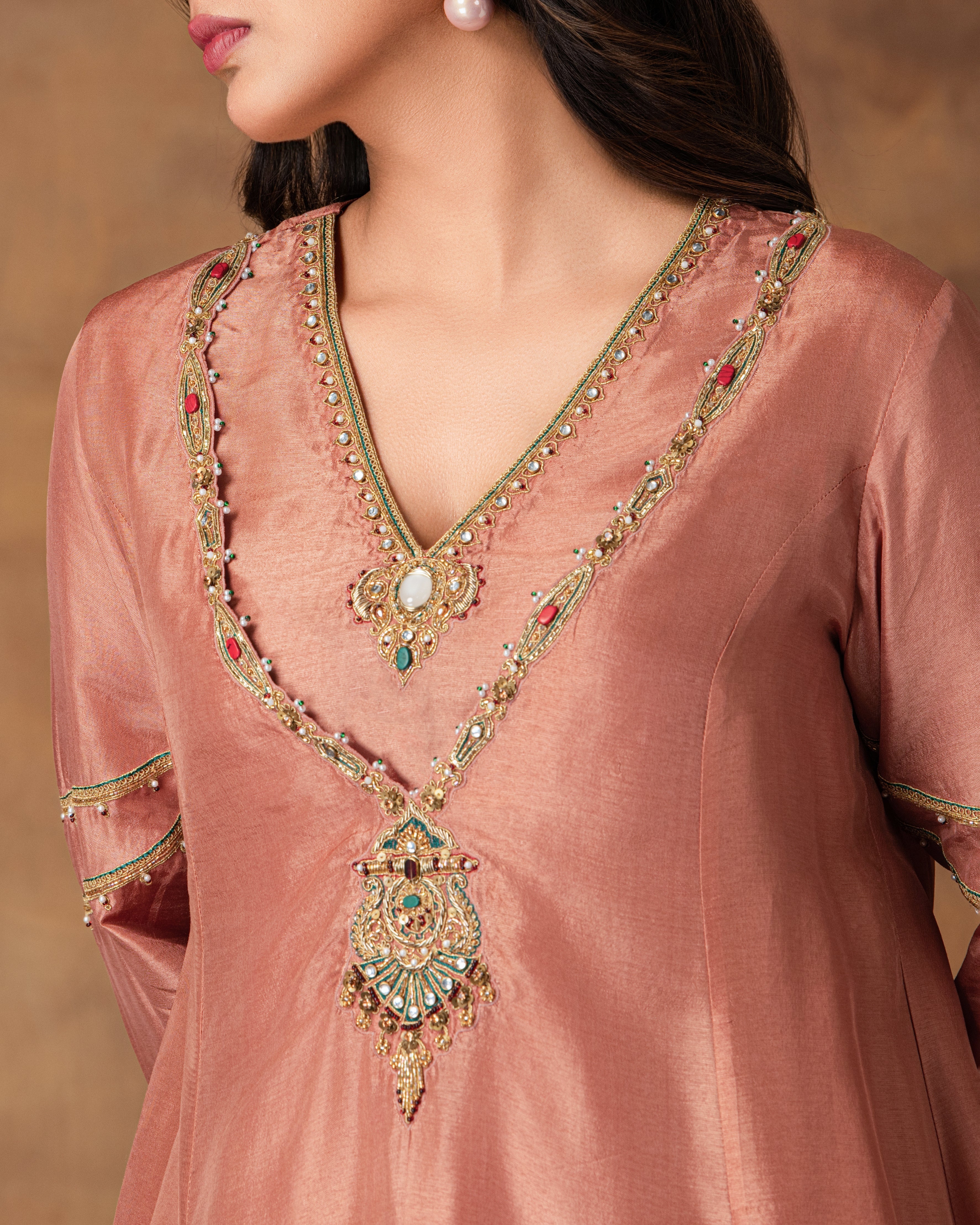 Shyaamras Mocha Pink Silk Embroidered Kurta Set with Organza Dupatta – Neck Close View