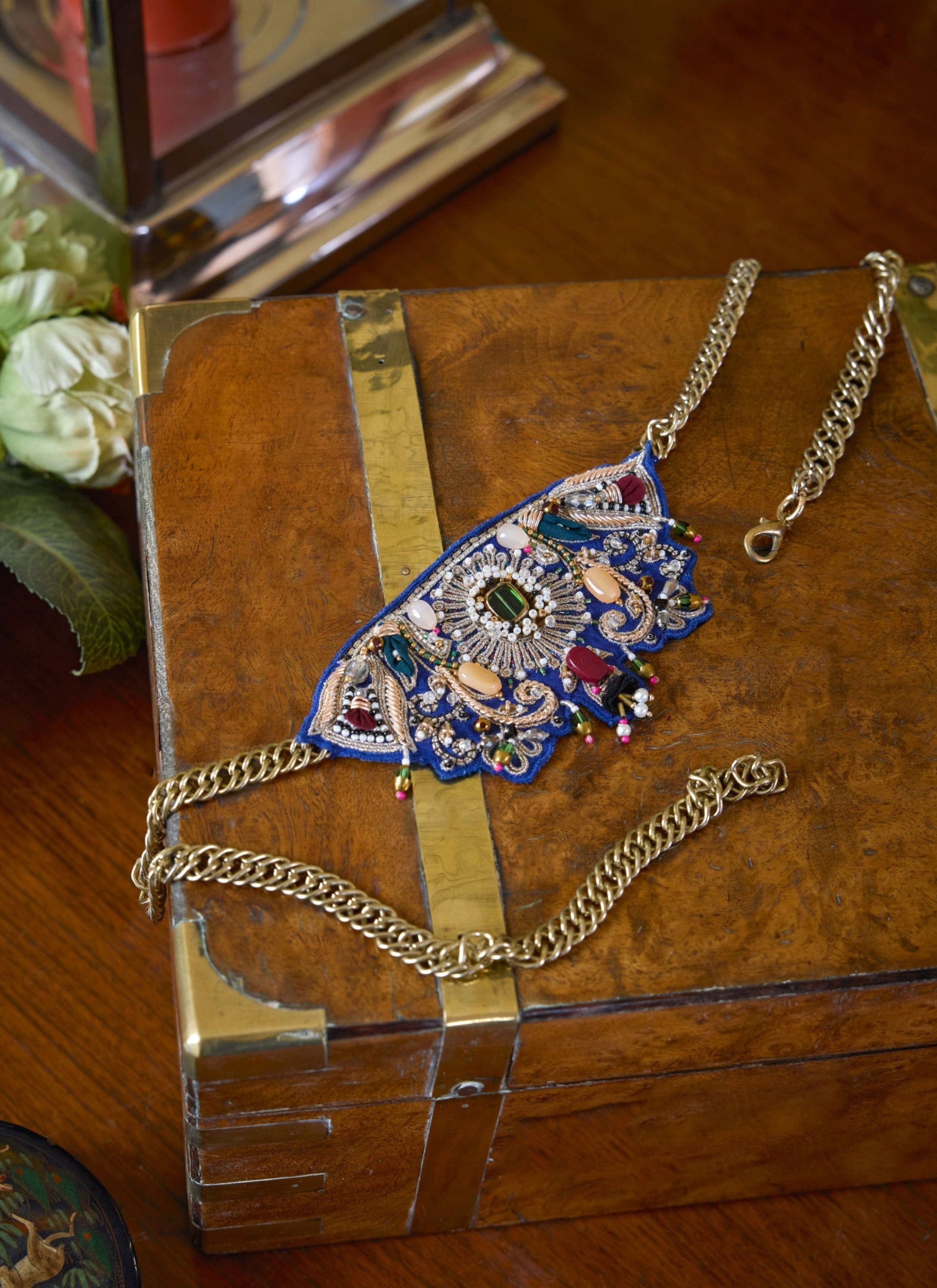 Neelam kamarbund belt