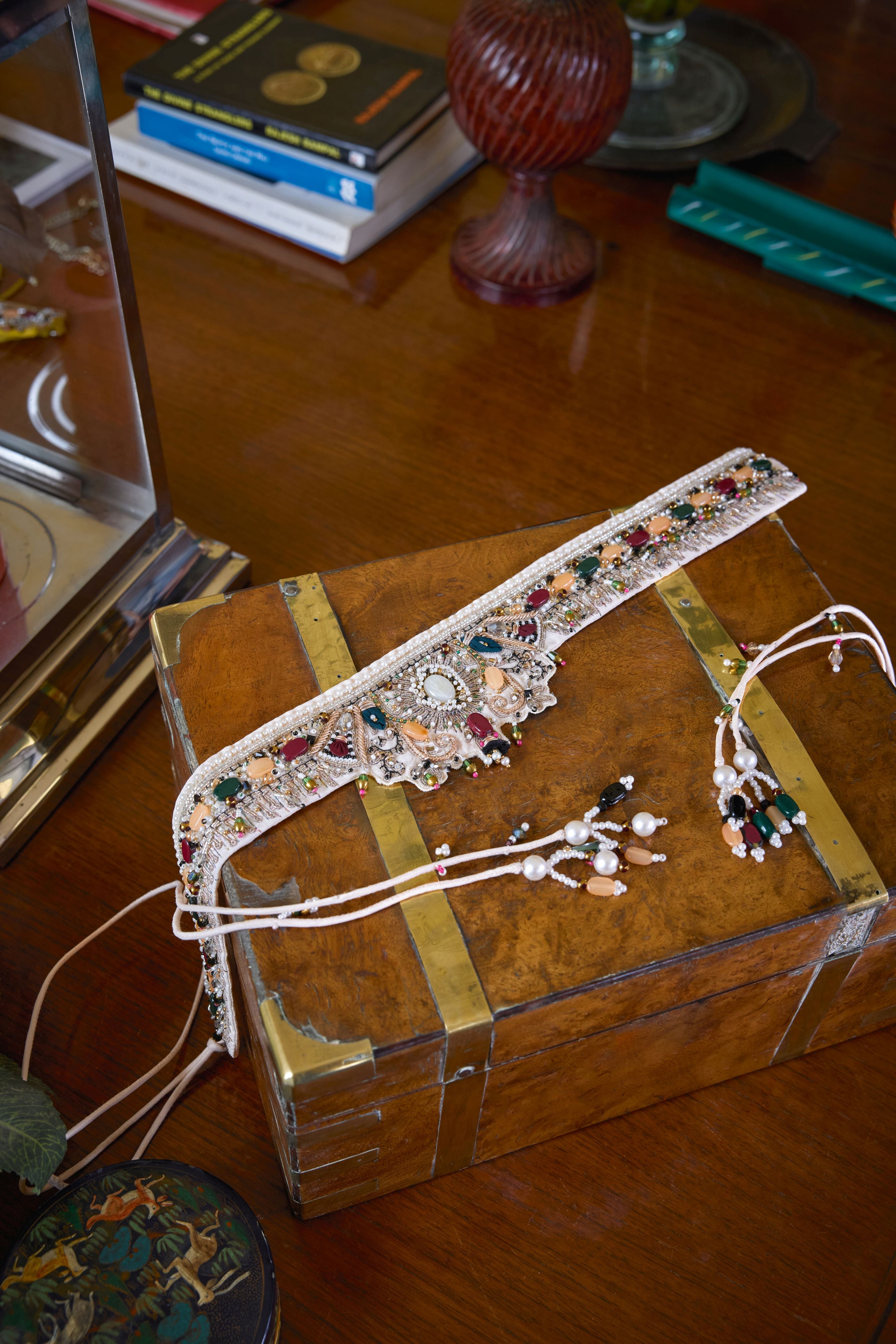 Chandra kamarbund belt