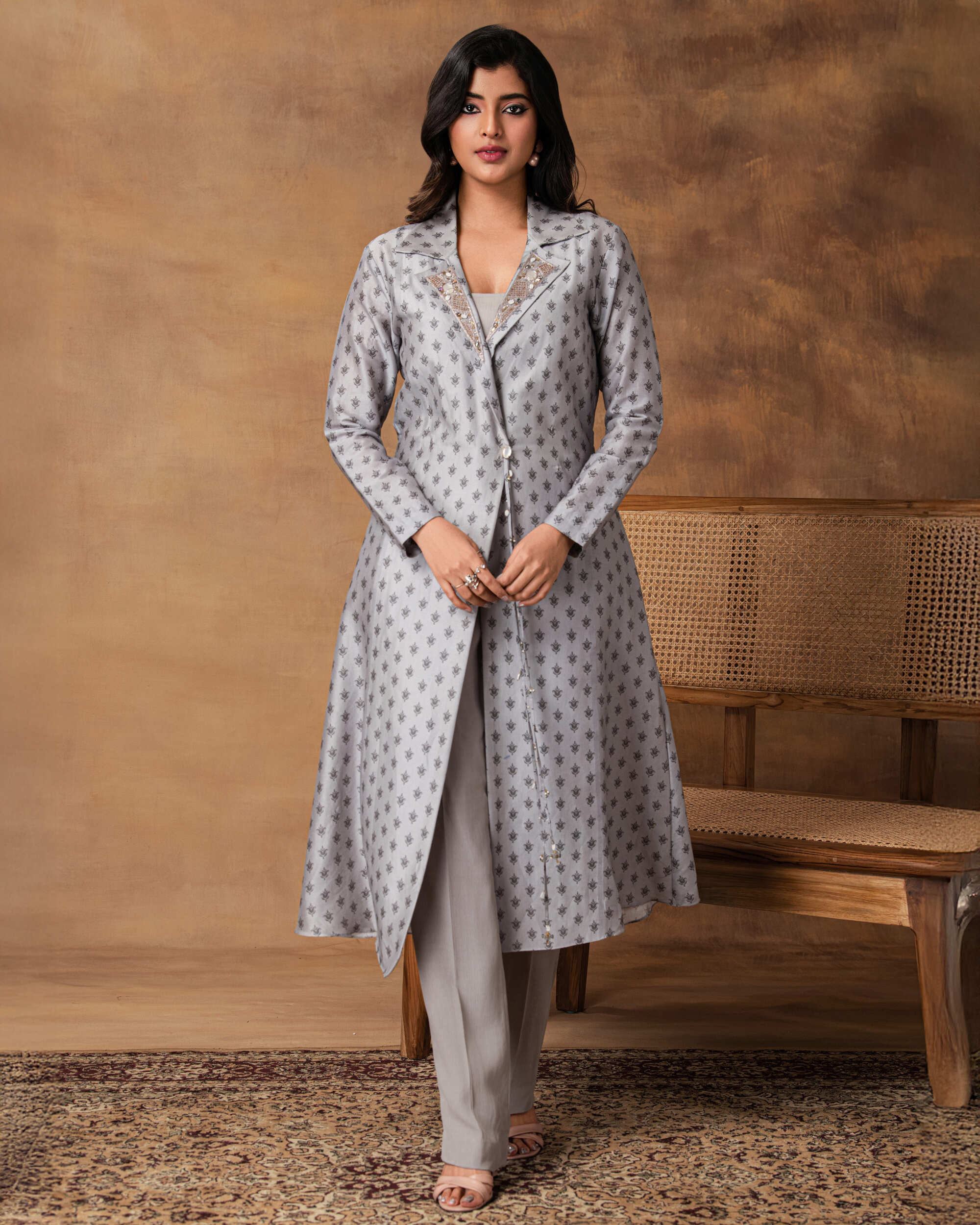 Chaand Grey Printed Booti Chanderi Jacket Style Kurta Set – Front View