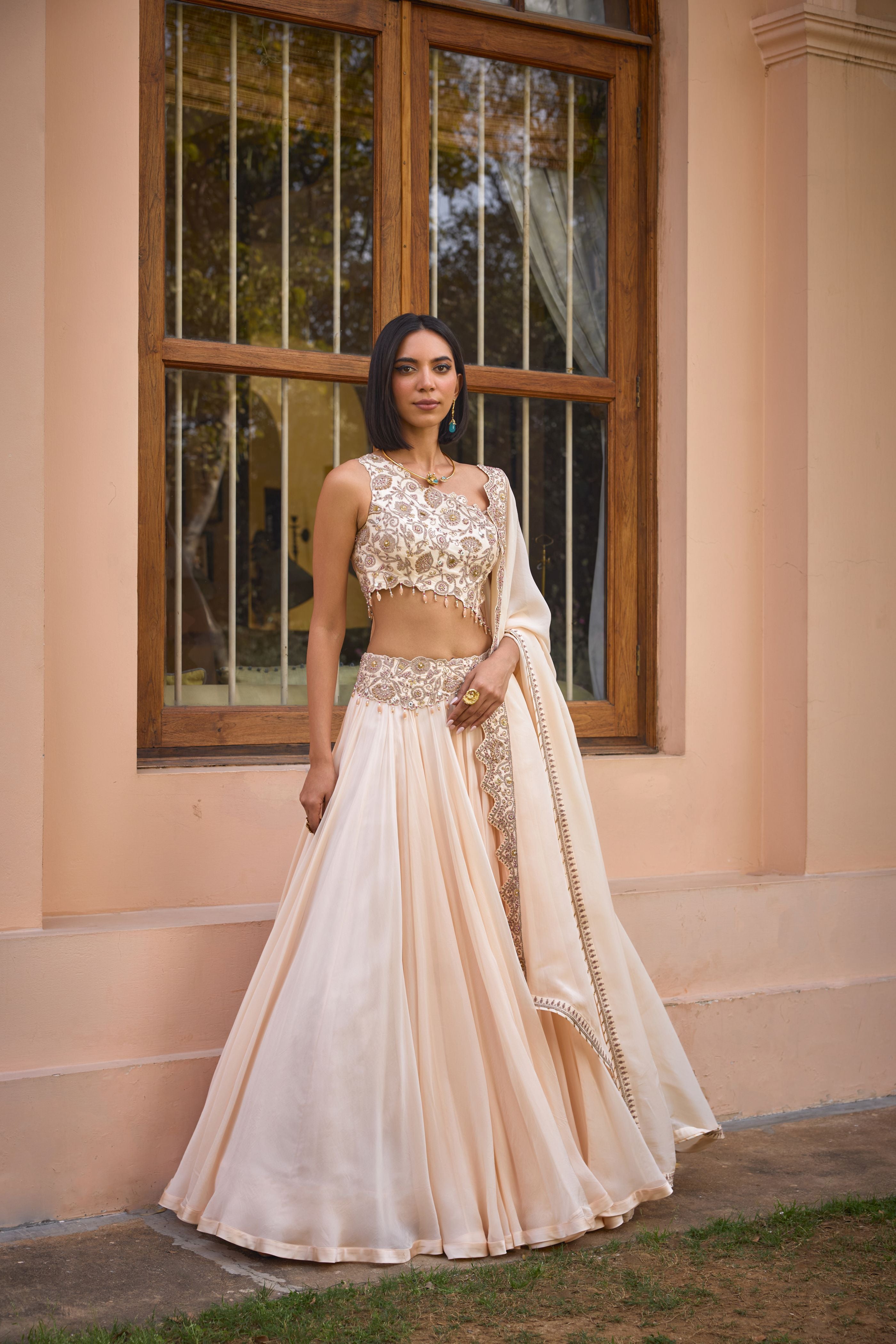 Asmee lehenga