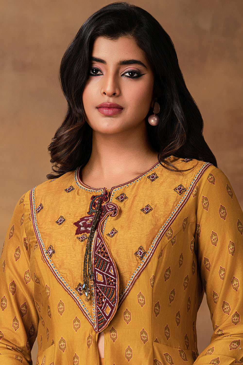 Ghazal Mustard Gold Chanderi Asymmetric Kurta Set – Crossed View