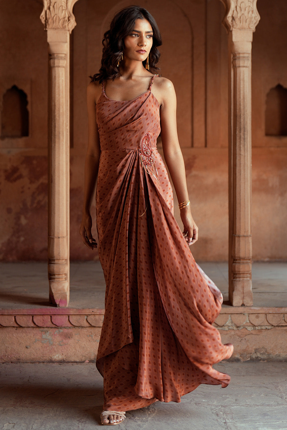 Mira Drape Set