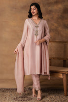 Swarn Pastel Pink Silk Embroidered Kurta Set with Organza Dupatta – Side View